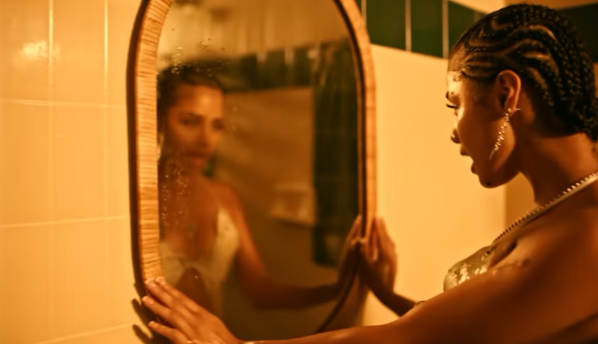 "Tyla's 'Water': A Sensational Dive into Sensuality and Self-Discovery" - Music Video Review